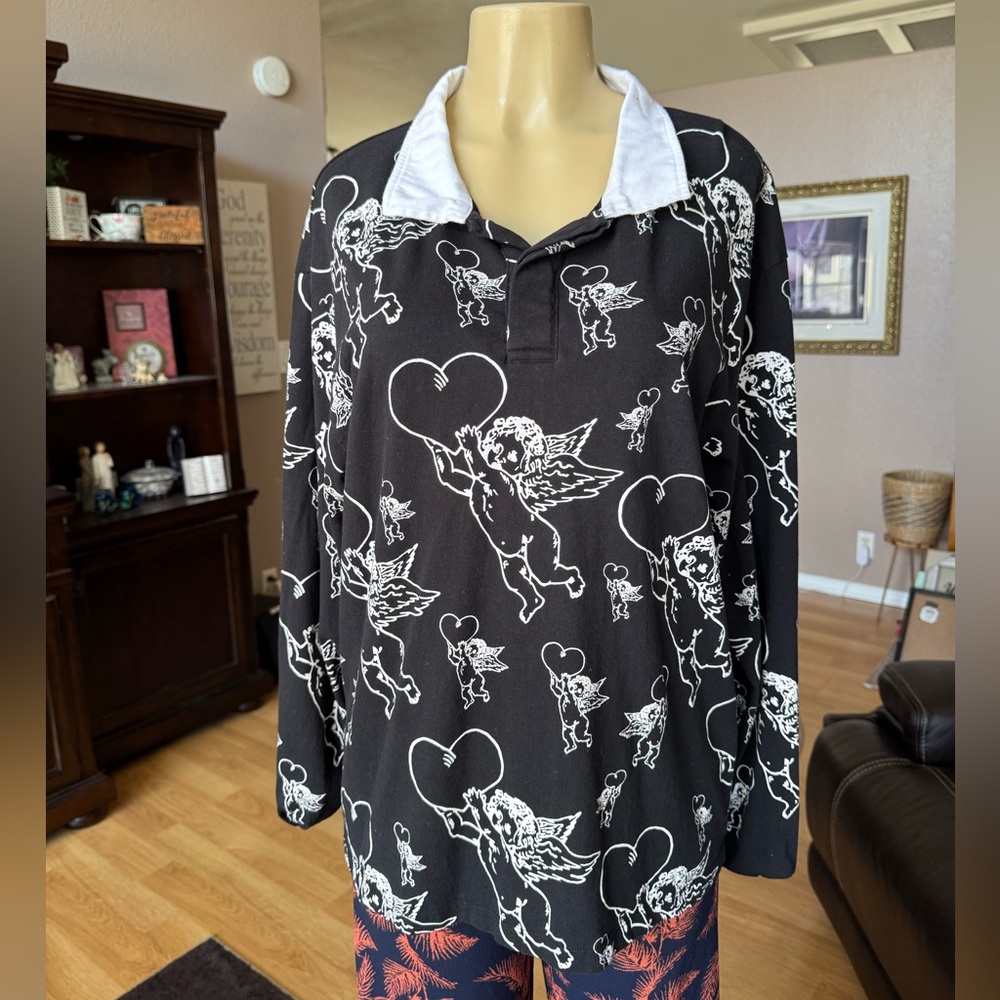Urban Outfitters black & white angel & heart print blouse-size M